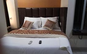 Hotel O Stay House